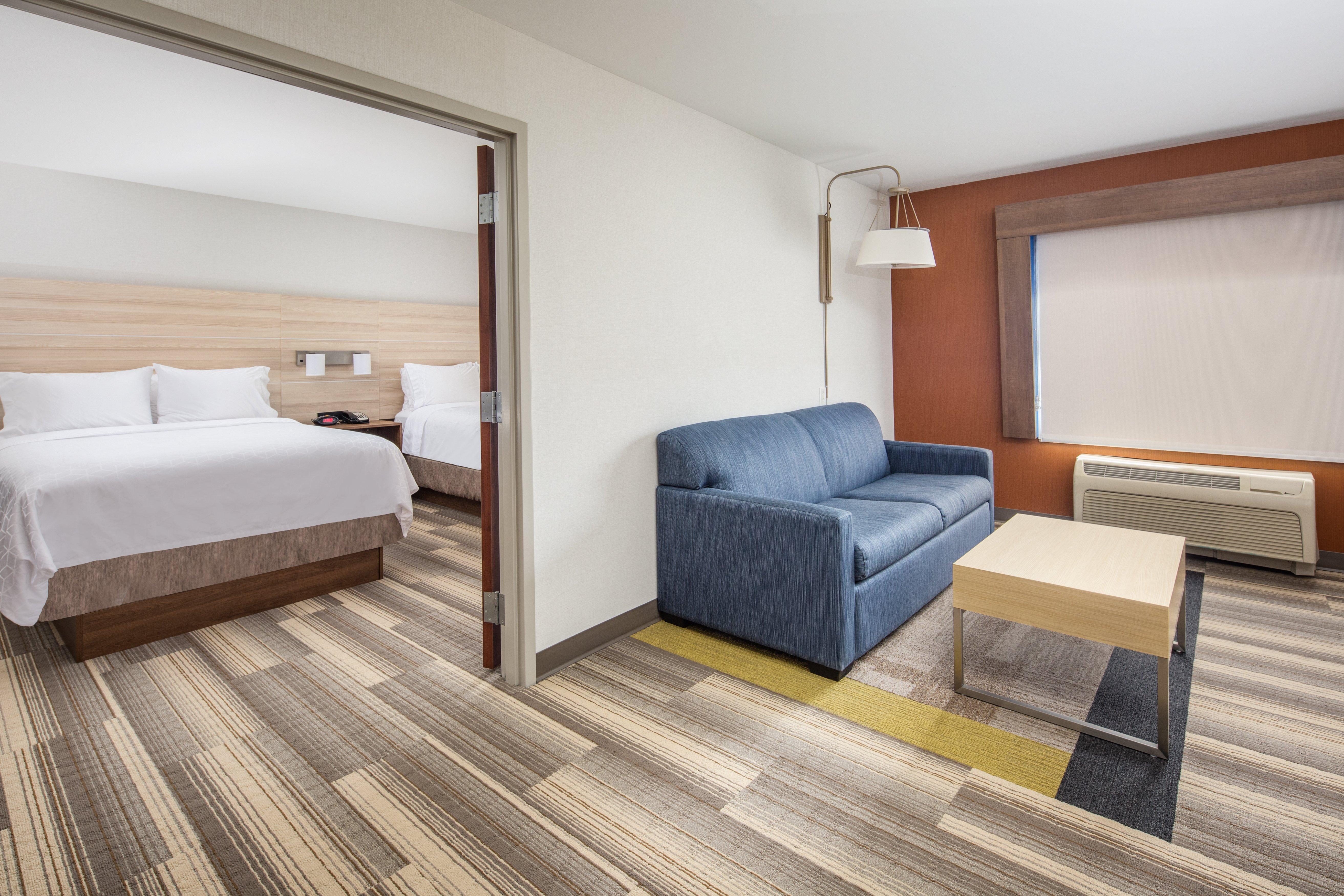 Holiday Inn Express Ontario By Ihg Creekside Exterior photo