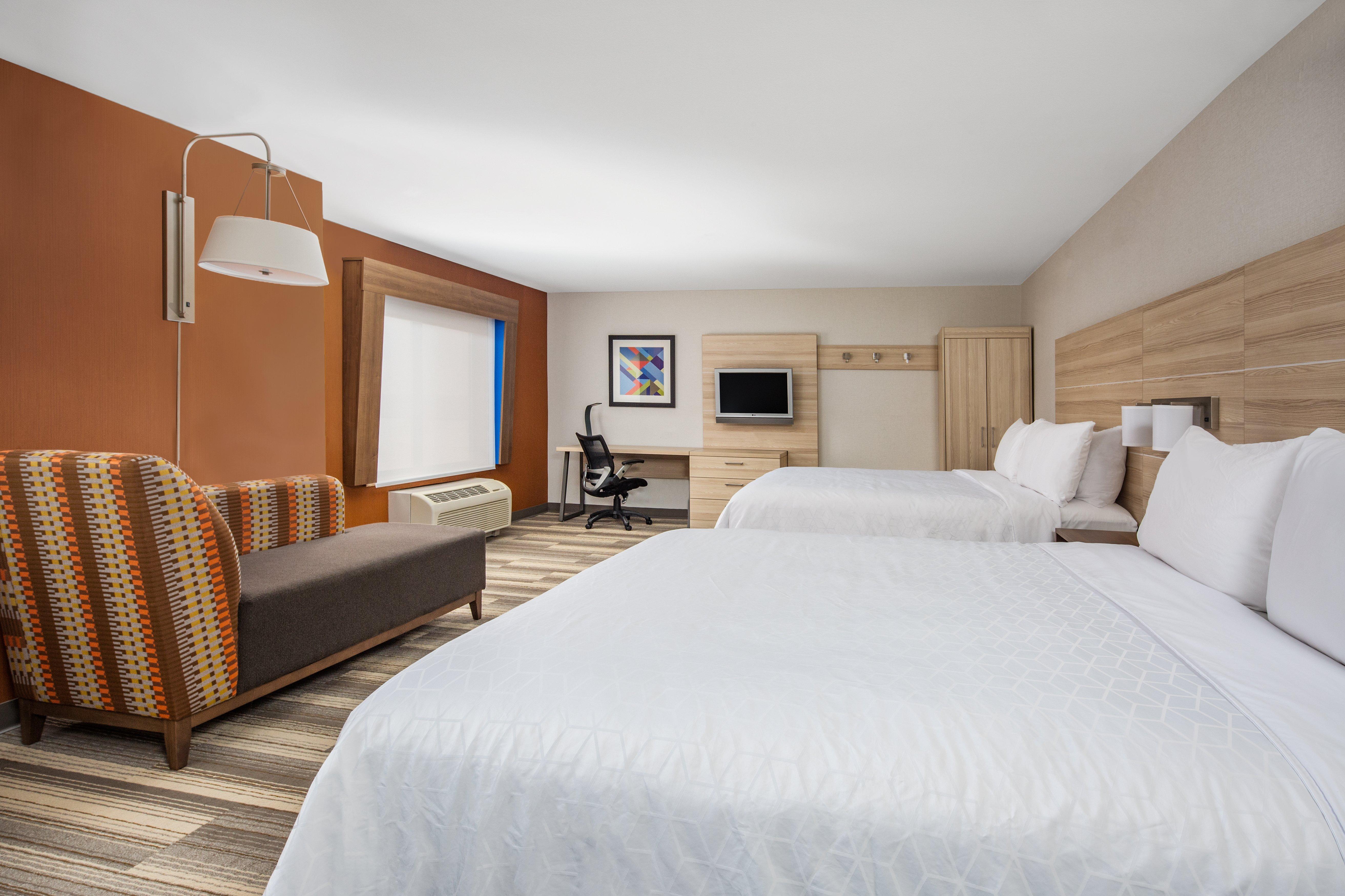 Holiday Inn Express Ontario By Ihg Creekside Exterior photo