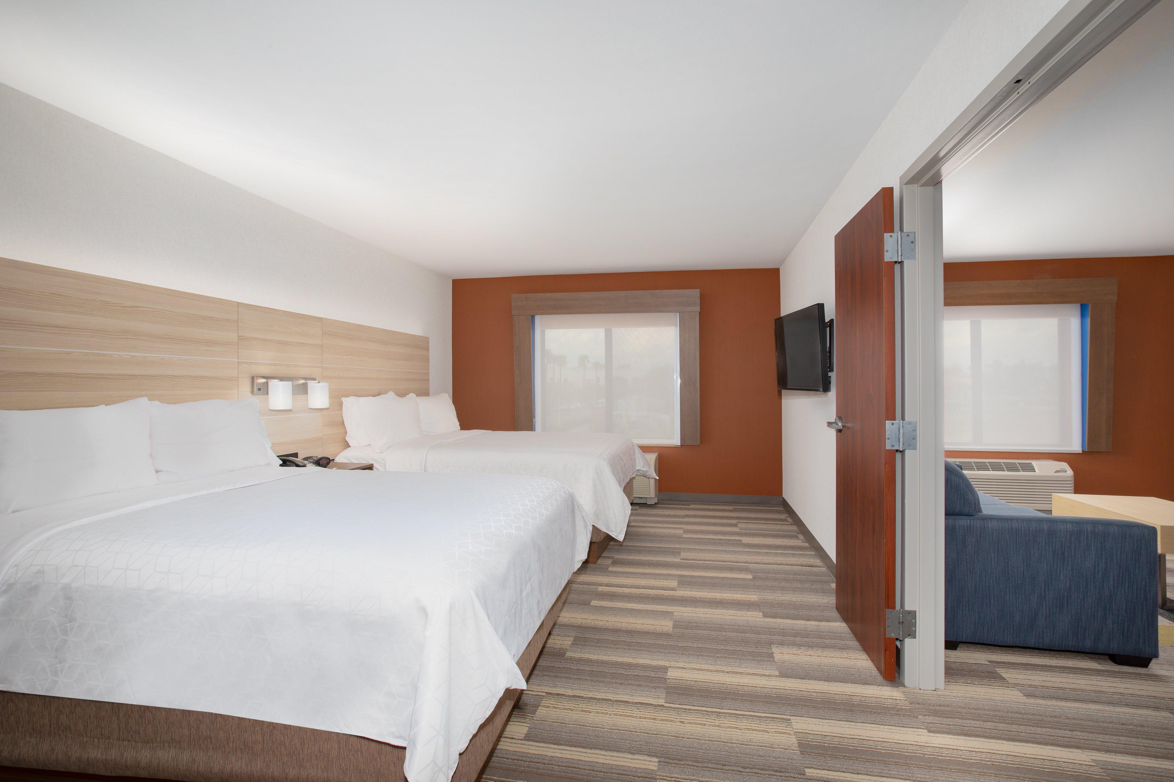 Holiday Inn Express Ontario By Ihg Creekside Exterior photo