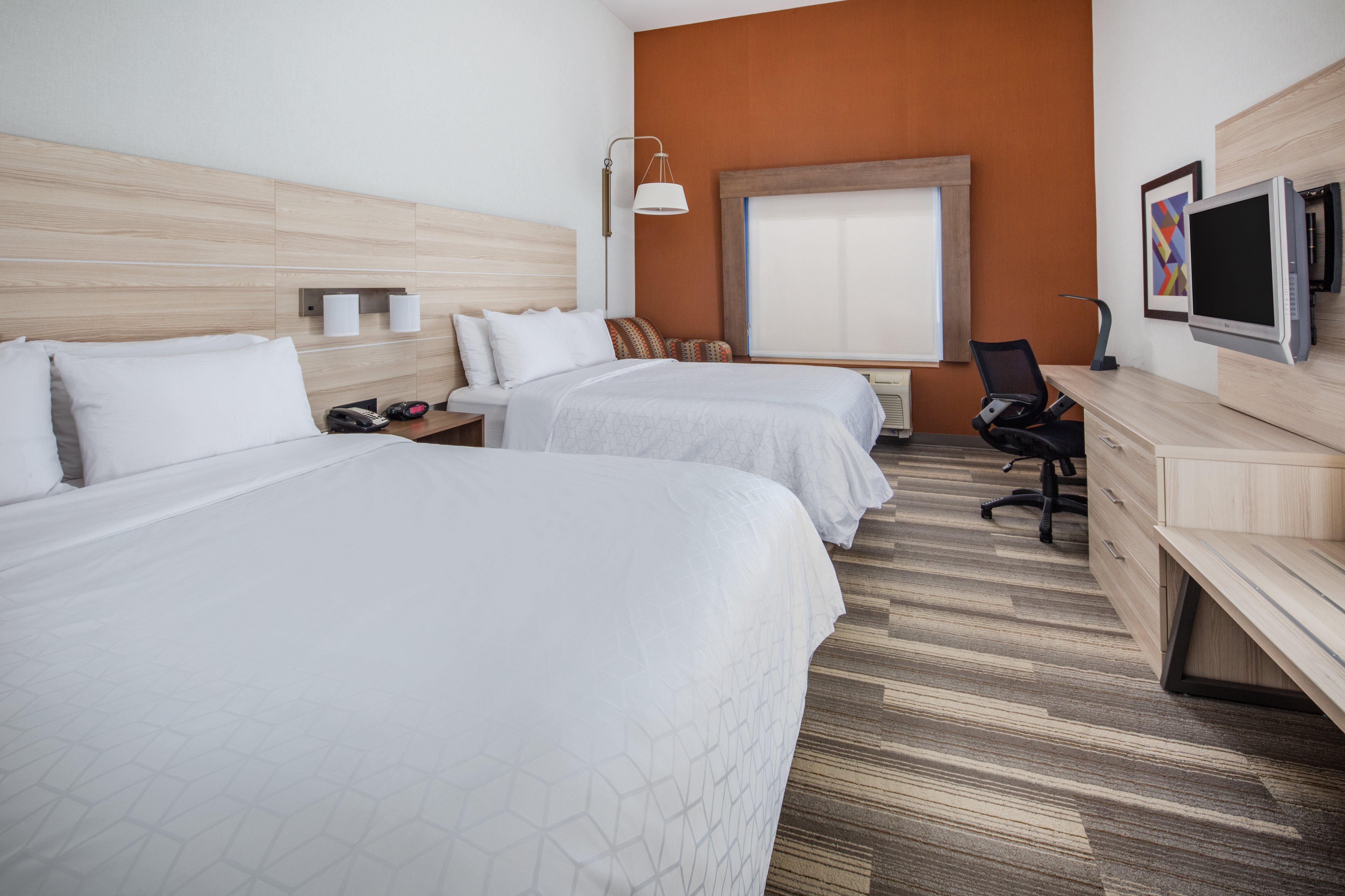 Holiday Inn Express Ontario By Ihg Creekside Exterior photo