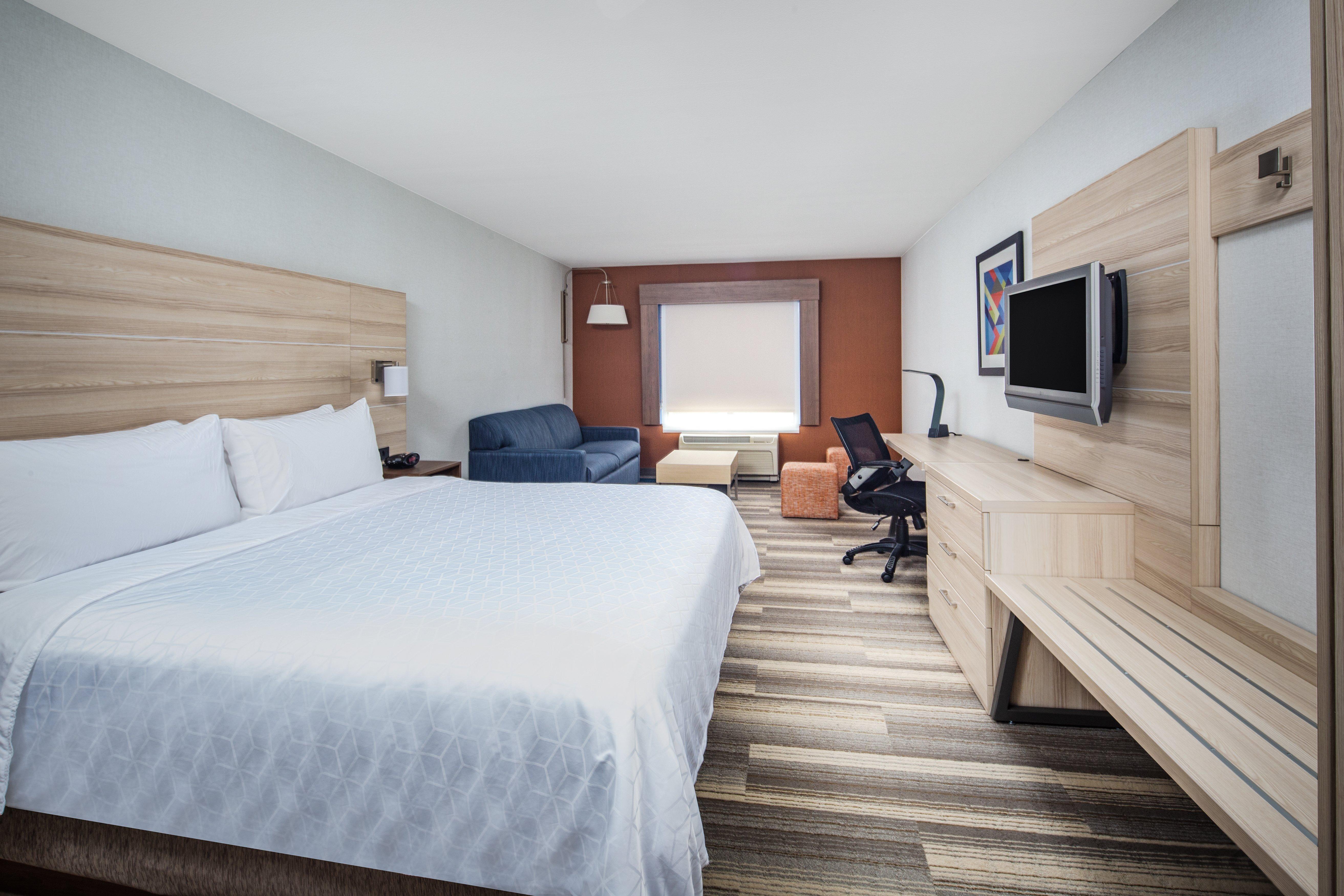 Holiday Inn Express Ontario By Ihg Creekside Exterior photo