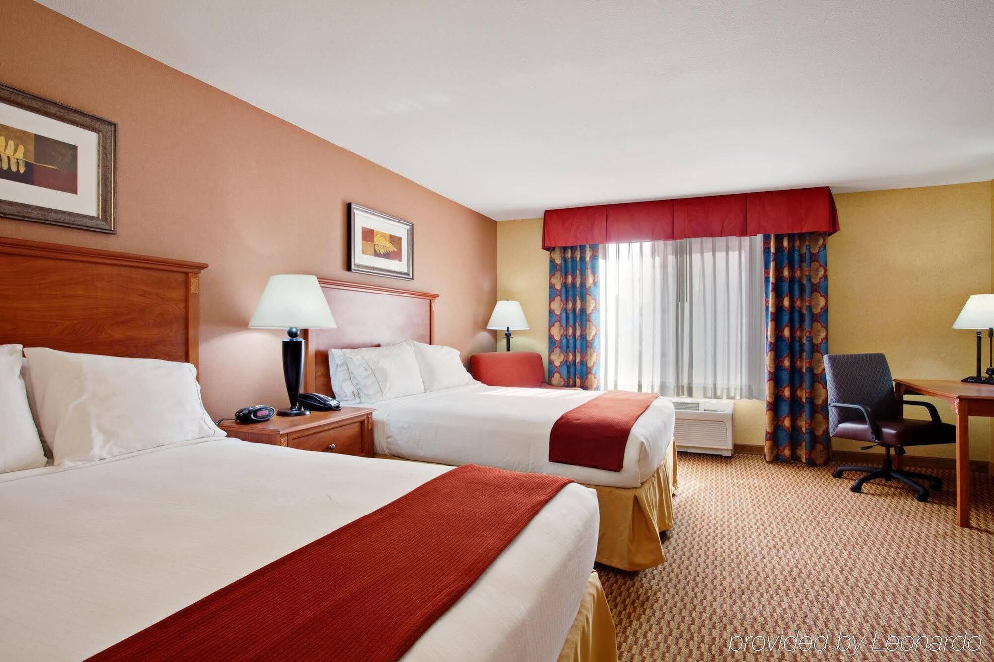Holiday Inn Express Ontario By Ihg Creekside Exterior photo